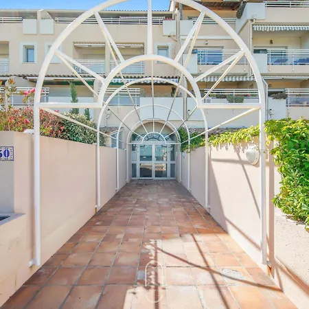 Appartement Bona T2 /pk/wifi Pieds Dans L'eau Hyères